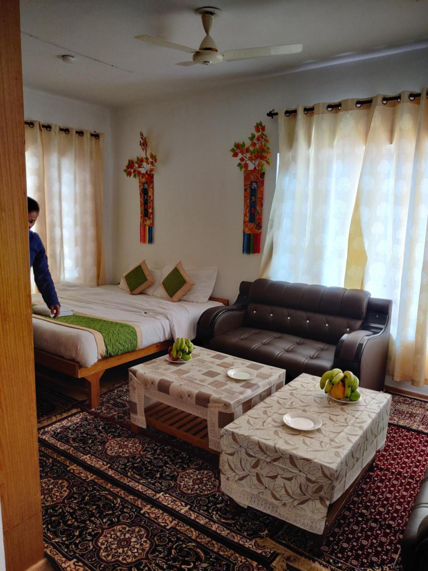 Hotel Akash - Luxury Hotel In Mcleodganj McLeod Ganj Esterno foto